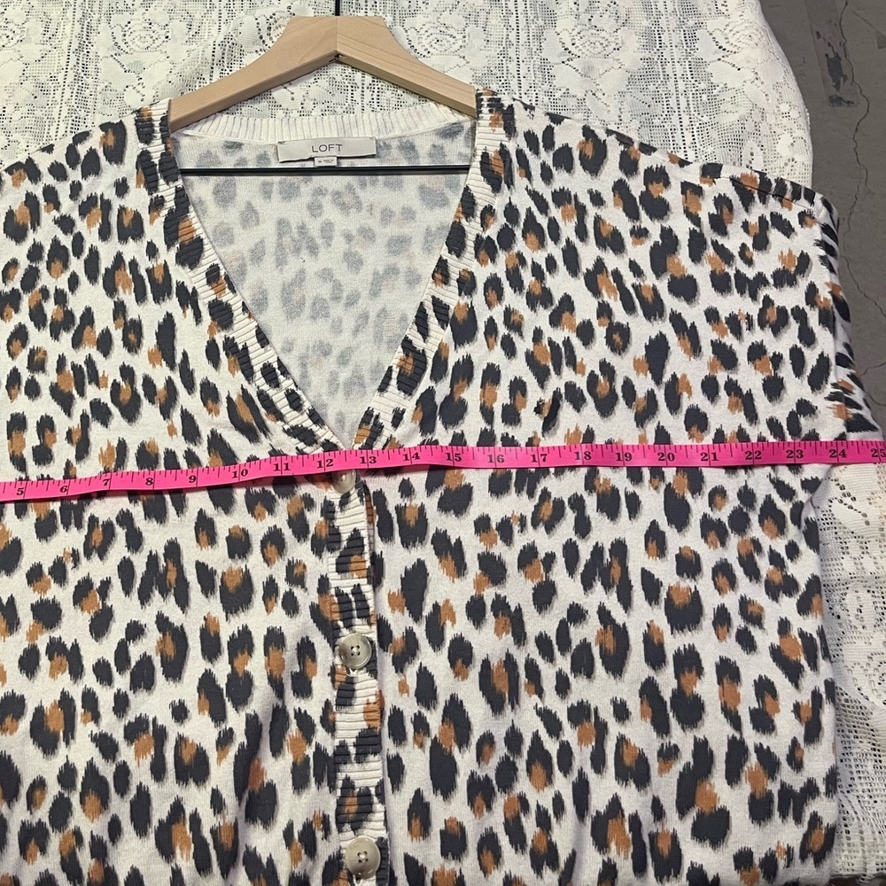 LOFT 100% Cotton Animal Print Women's V-Neck Cardigan - Picture 12 of 13